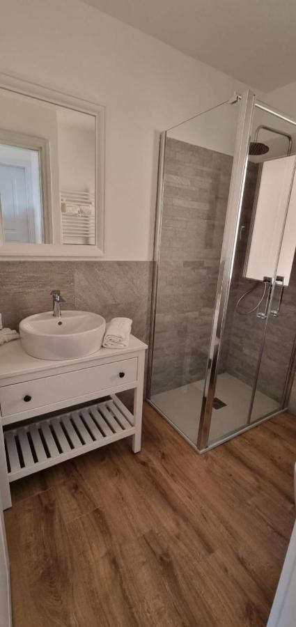 Chalet Sophie - Luxury Chalet Roletto Kültér fotó