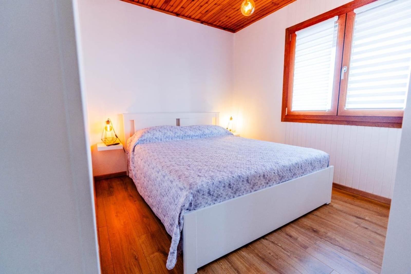 Chalet Sophie - Luxury Chalet Roletto Kültér fotó