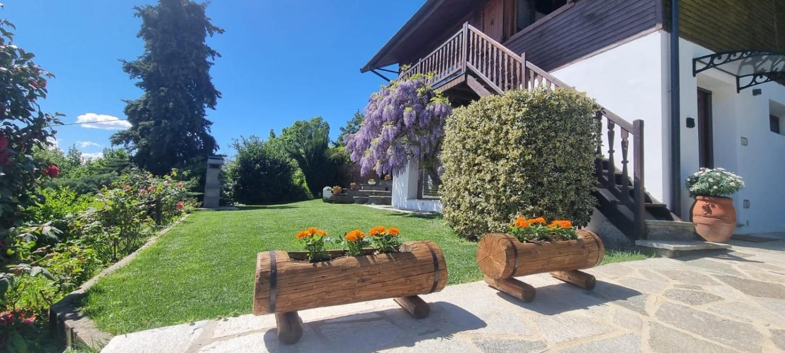 Chalet Sophie - Luxury Chalet Roletto Kültér fotó